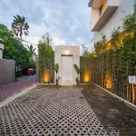 Villa Bunga-Bunga Kecil C